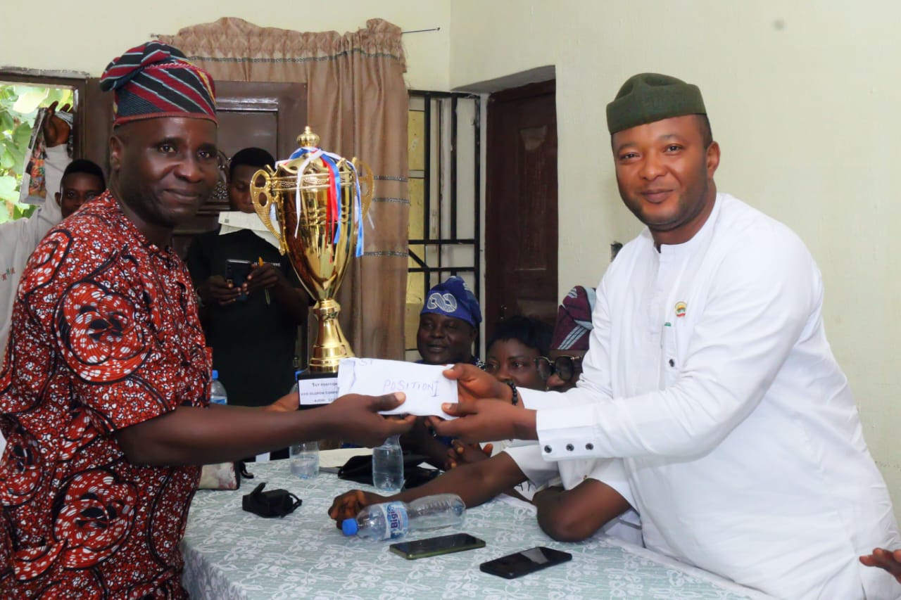 Ayo Olopon Competition: Ekiti Council Chair Doles Out Cash Gift On Winners