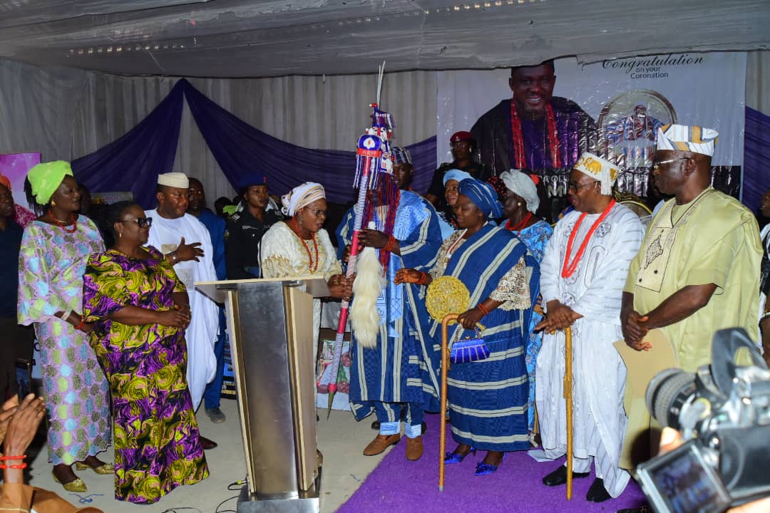 New Dawn As Oyebanji Installs Owa of Ayebode, Pledges Reliable Security for Ekiti Locals